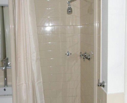 Knickerbocker Hotel Motel - Coogee Beach Accommodation 3