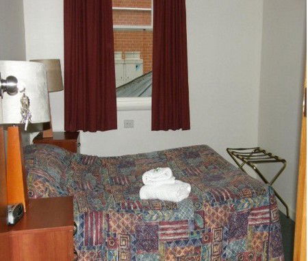 Knickerbocker Hotel Motel - Coogee Beach Accommodation 4