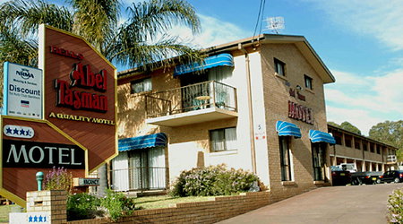 Abel Tasman Motel - Coogee Beach Accommodation 0