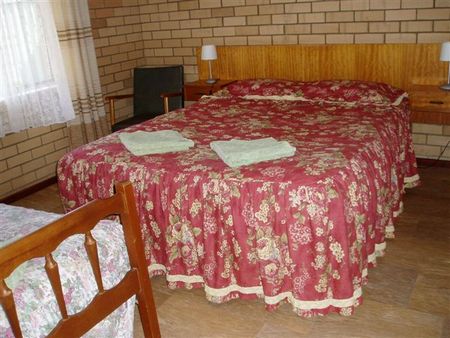 Clovelly Holiday Units - Coogee Beach Accommodation 5