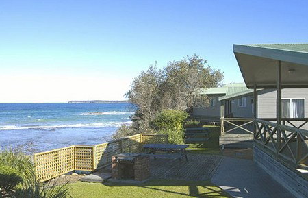 Berrara Beach Holiday Chalets - Coogee Beach Accommodation 0