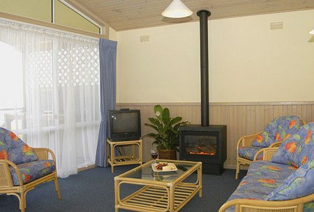 Berrara Beach Holiday Chalets - Coogee Beach Accommodation 1