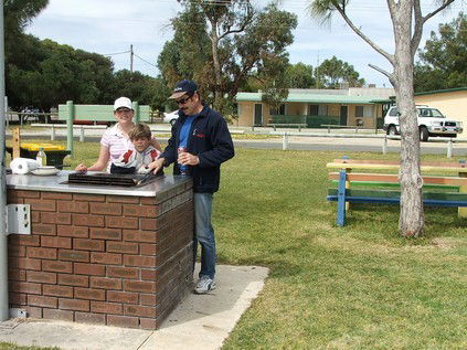 Jurien Beachfront Holiday Units - Coogee Beach Accommodation 0