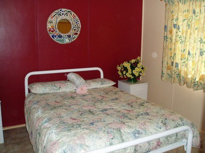 Jurien Beachfront Holiday Units - Coogee Beach Accommodation 3
