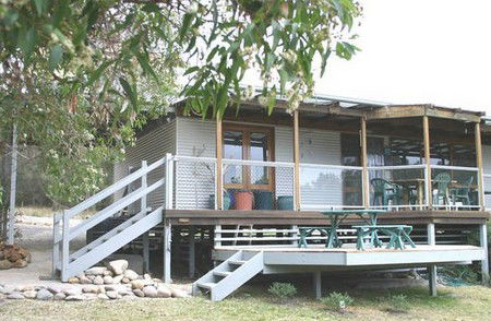 Mullimburra Beach House - Coogee Beach Accommodation 3