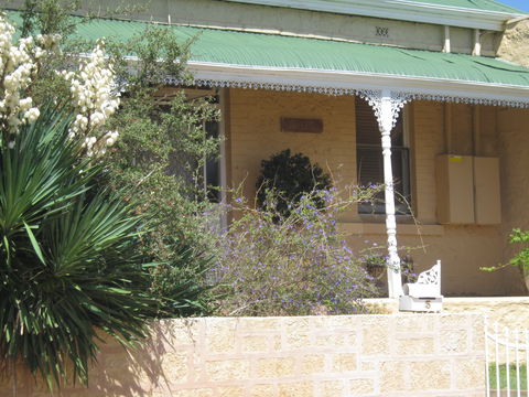 Amalie Cottage - Coogee Beach Accommodation 0