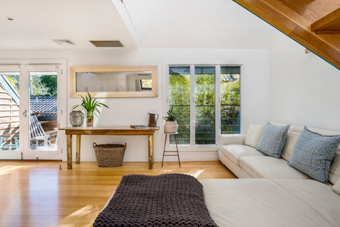 A Top Spot - Byron Bay Holiday House - Coogee Beach Accommodation 2