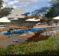 Bundaberg East Cabin and Tourist Park - Coogee Beach Accommodation