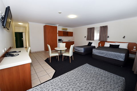 Carriers Arms Hotel Motel - Coogee Beach Accommodation 2