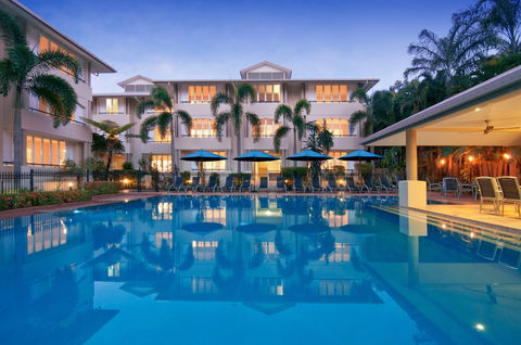 Cayman Villas Port Douglas - Coogee Beach Accommodation 0