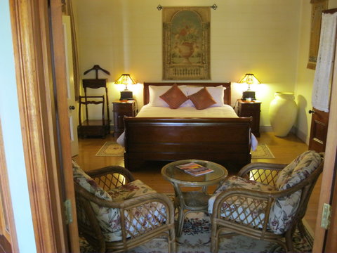 Classique Bed And Breakfast - Coogee Beach Accommodation 0