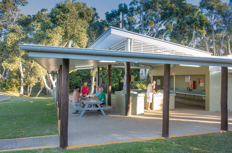 Dicky Beach Family Holiday Park - Coogee Beach Accommodation 0