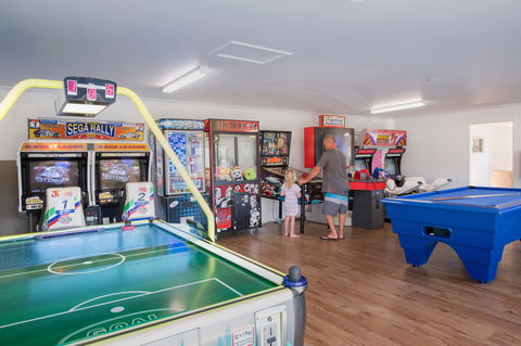 Dicky Beach Family Holiday Park - Coogee Beach Accommodation 1