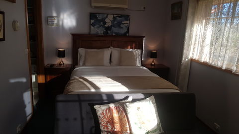 Factory Lane Bed & Breakfast - Coogee Beach Accommodation 1