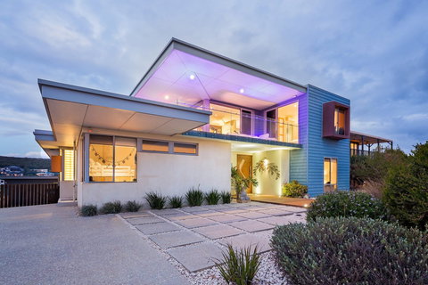 Fragrant Harbour - Coogee Beach Accommodation 0