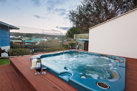 Fragrant Harbour - Coogee Beach Accommodation 1