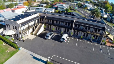 Inverell Terrace Motor Lodge - Coogee Beach Accommodation 0