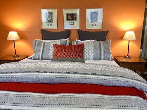 Llarrinda Bed & Breakfast - Coogee Beach Accommodation 1