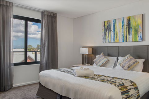 Metro Hotel Perth - Coogee Beach Accommodation 0