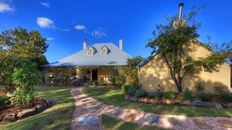 Orford's Sanda House B&B - Coogee Beach Accommodation 0