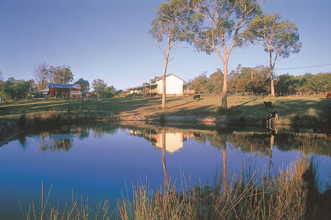 Platypus Park Country Retreat - Coogee Beach Accommodation 0