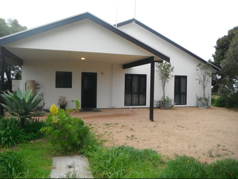 Read's Retreat - Coogee Beach Accommodation 2