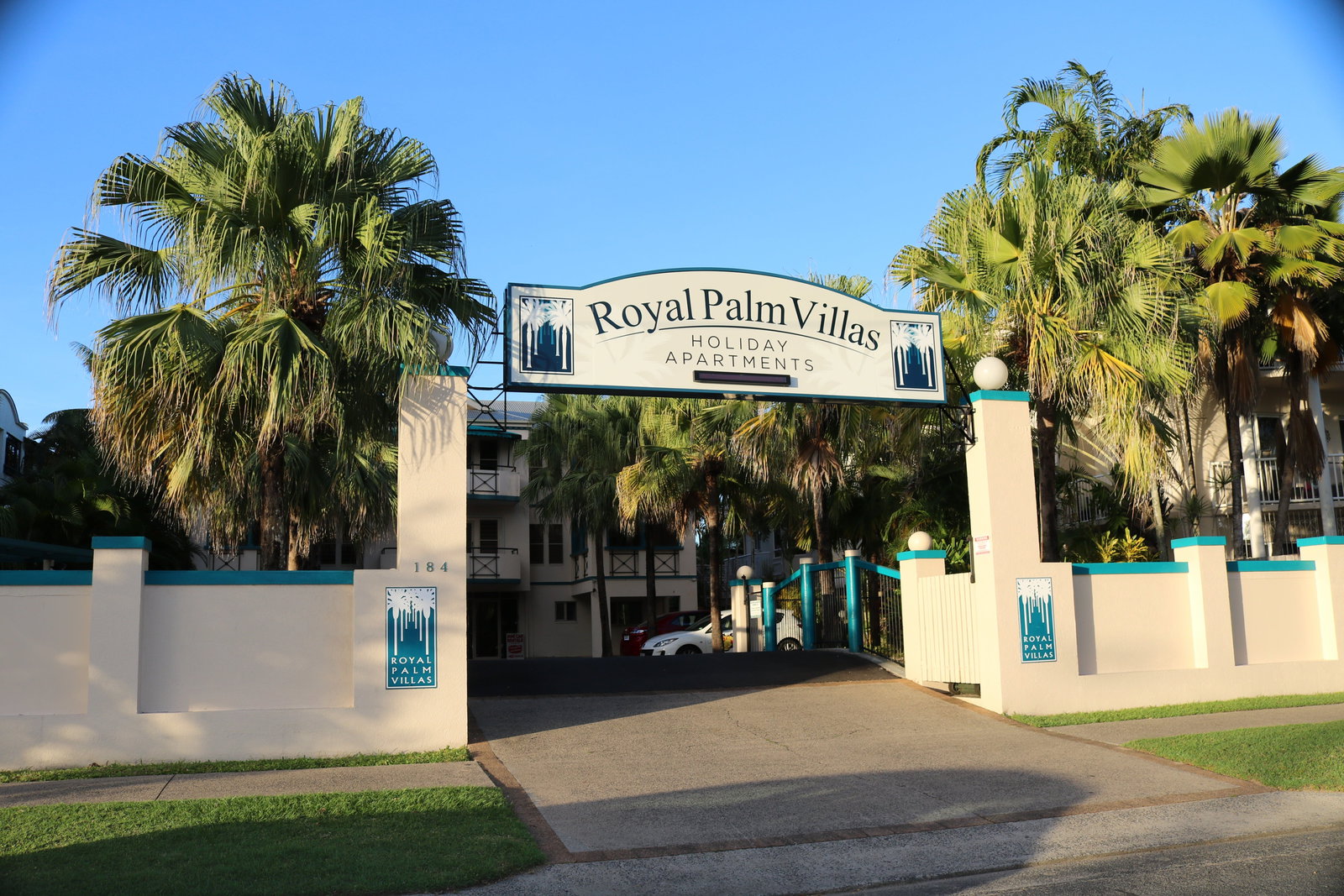 Mooroobool QLD Coogee Beach Accommodation