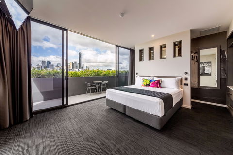 Sage Hotel James Street - Coogee Beach Accommodation 1