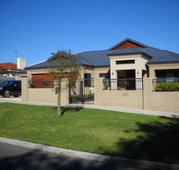 Santa Maria Executive Bed and Breakfast Fremantle - Coogee Beach Accommodation