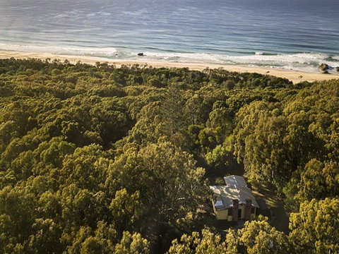 Tuckers Rocks Cottage - Coogee Beach Accommodation 1