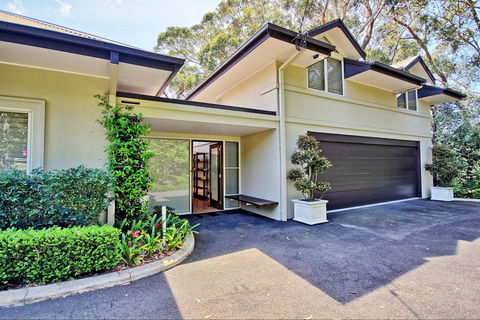 Two Five Four Jervis Bay - Coogee Beach Accommodation 0