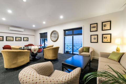 Abbott Boutique Hotel - Coogee Beach Accommodation 0