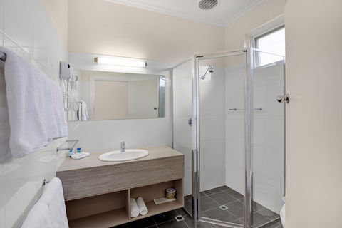 Adelaide Road Motor Lodge - Coogee Beach Accommodation 1