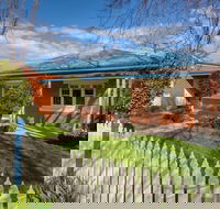 Ampleforth East - Coogee Beach Accommodation