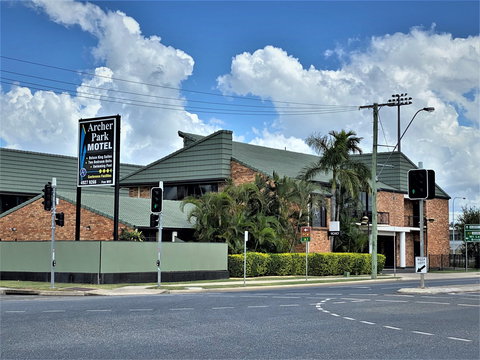 Archer Park Motel - Coogee Beach Accommodation 1