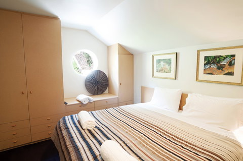 Aspect 2a - Coogee Beach Accommodation 1