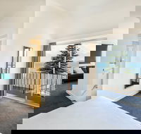 Bay 10 - Port Lincoln - Coogee Beach Accommodation