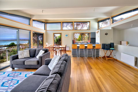 Beachcomber House - Coogee Beach Accommodation 0