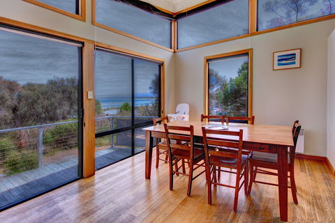 Beachcomber House - Coogee Beach Accommodation 2