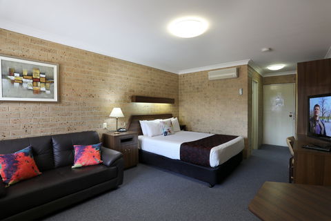 Best Western Tamworth Motor Inn - Coogee Beach Accommodation 1