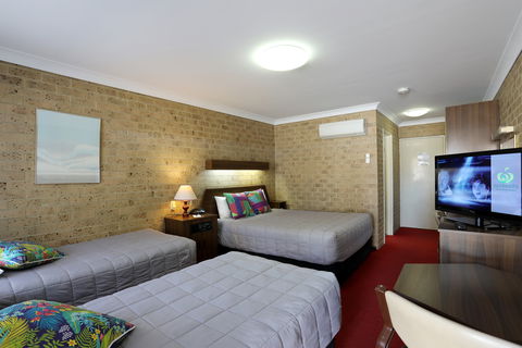 Best Western Tamworth Motor Inn - Coogee Beach Accommodation 2