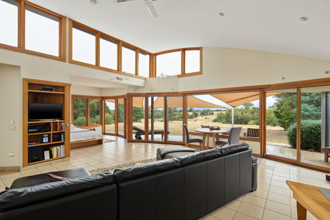 Boroka Downs - Coogee Beach Accommodation 2