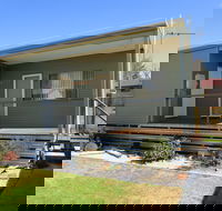 Caddy Shack Dunedoo - Coogee Beach Accommodation