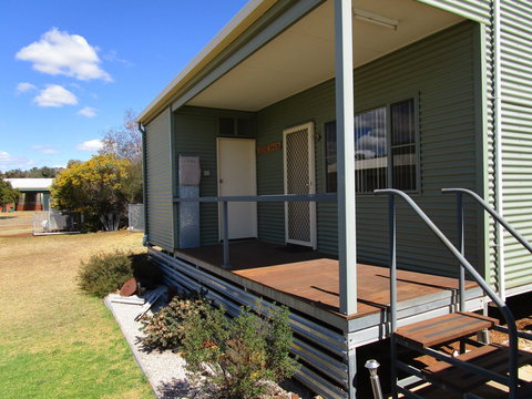 Caddy Shack Dunedoo - Coogee Beach Accommodation 1