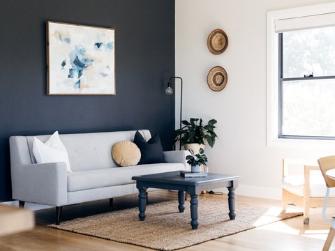 Chic Country Cottage With Vineyard Views - Coogee Beach Accommodation 1