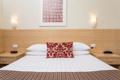 Club Motel And Apartments - Coogee Beach Accommodation 0
