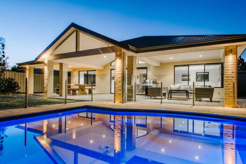 Fairways - Coogee Beach Accommodation 0