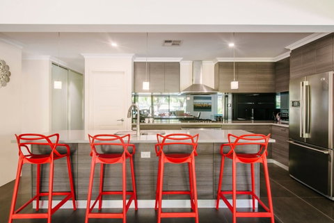 Fairways - Coogee Beach Accommodation 2