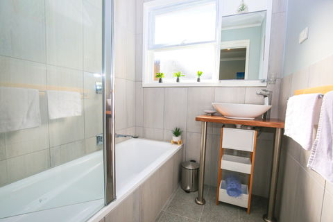 Fioras On Delany - Coogee Beach Accommodation 2