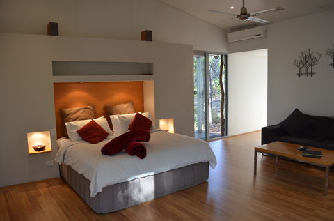 Hidden Valley Forest Retreat - Coogee Beach Accommodation 2